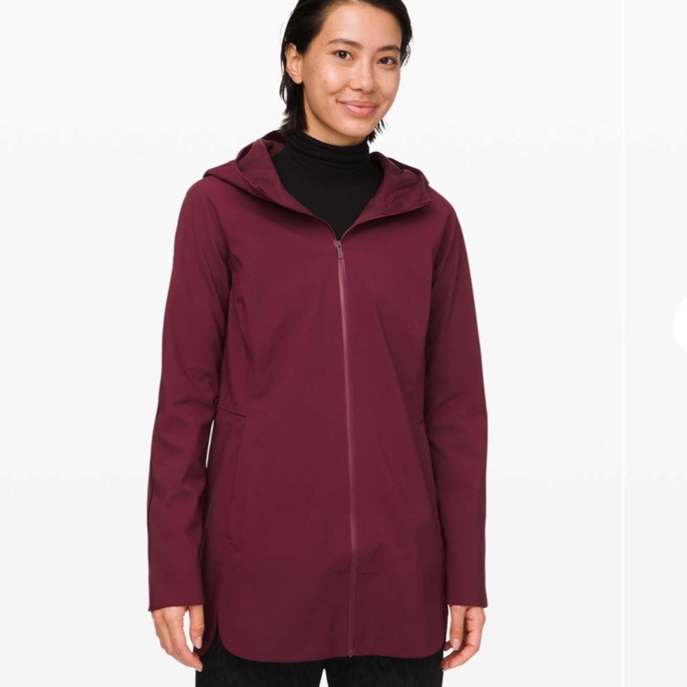 EUC Lululemon Glyde Along Softshell
Deep Ruby SIZE 10